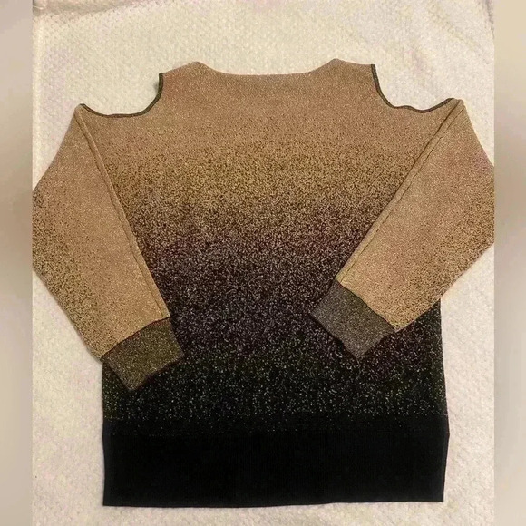 Adrienne Vittadinni Rose Gold Ombré sweater with cold shoulders size large - Picture 8 of 8